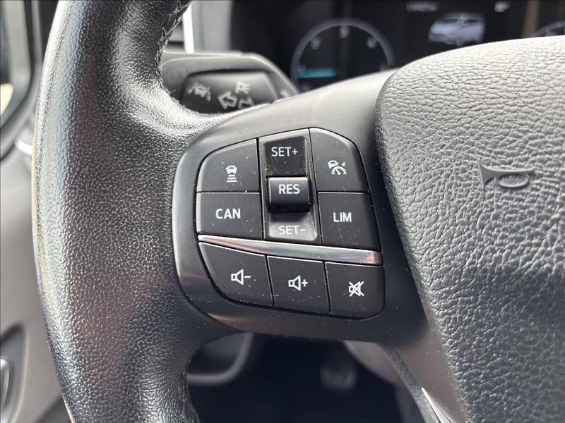 Ford Tourneo Custom 2,0 mHEV 136kW Titanium X L2 - fotka 29 z 45