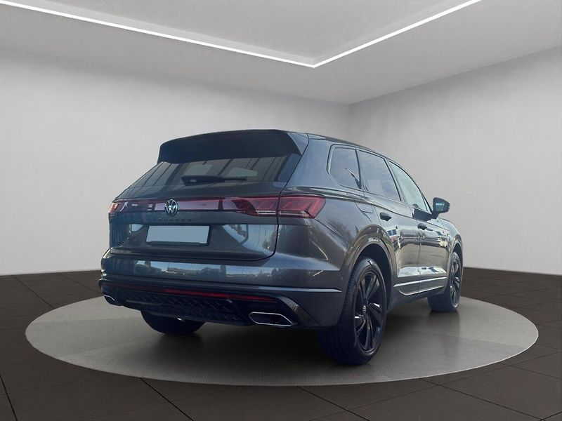 Volkswagen Touareg TDI 210kW R-Line Taž ACC Venti - fotka 8 z 14