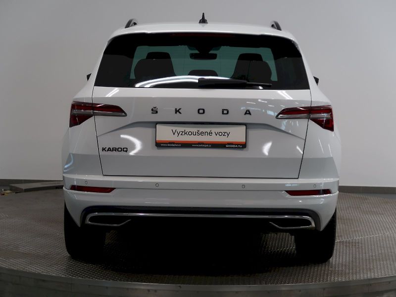 Škoda Karoq (2024) SPORTLINE 1.5TSI 110KW DSG - fotka 9 z 35