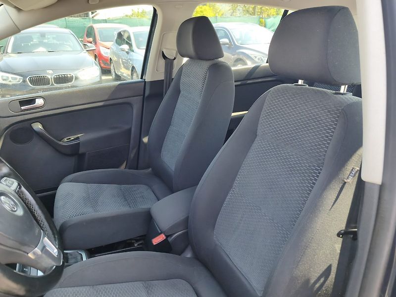 Volkswagen Golf Plus (2010) - fotka 21 z 32