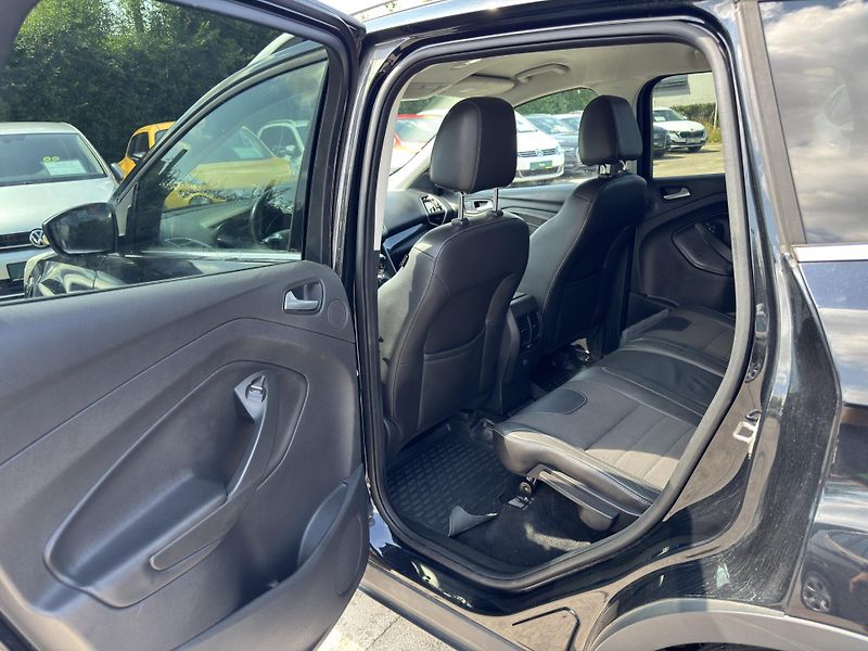 Ford Kuga - fotka 5 z 7