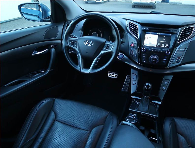 Hyundai i40 (2016) 1.7 CRDi, Automat, Kůže, Navi - fotka 7 z 18