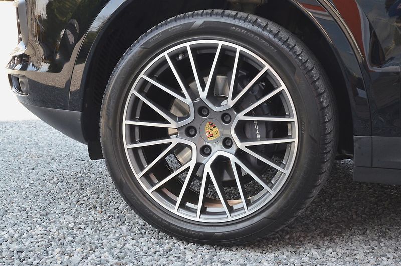 Porsche Cayenne (2022) // REZERVOVÁNO // - fotka 7 z 45