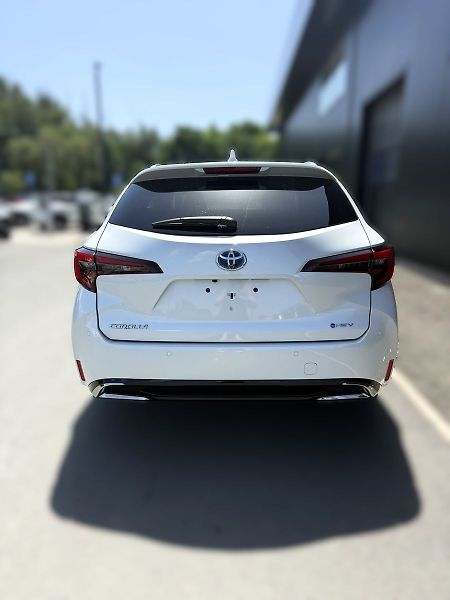 Toyota Corolla (2025) Style - fotka 3 z 6