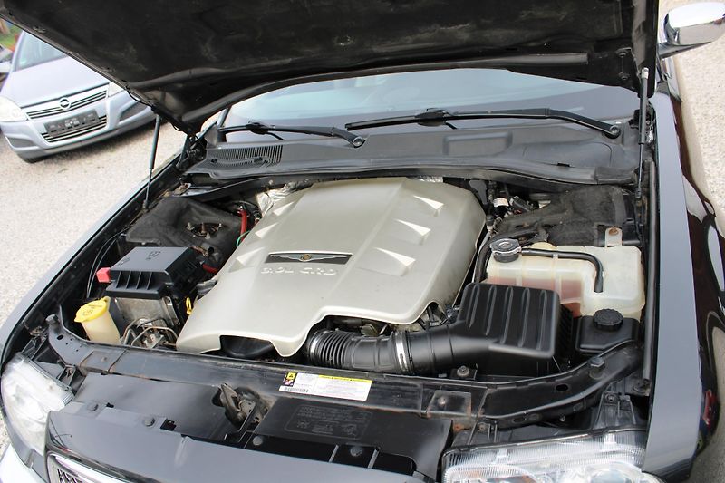 Chrysler 300C (2008) 3,0CRD KŮŽE NAVI XENON ALU - fotka 17 z 17