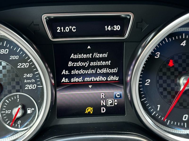 Mercedes-Benz GLE 3,0 kupé-350CDI REZERVACE!! - fotka 39 z 47