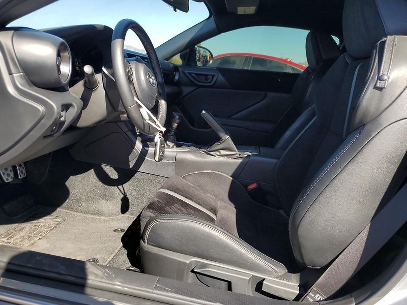 Toyota GR86 (2024) PREMIUM  - fotka 7 z 11