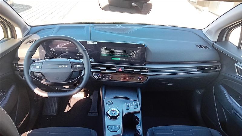 Kia Sportage 1,6 T-GDi 4x2 7DCT TOP - fotka 10 z 13