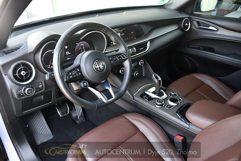 Alfa Romeo Stelvio 2,2 JTDm Q4 154kW TAŽNÉ - fotka 9 z 53