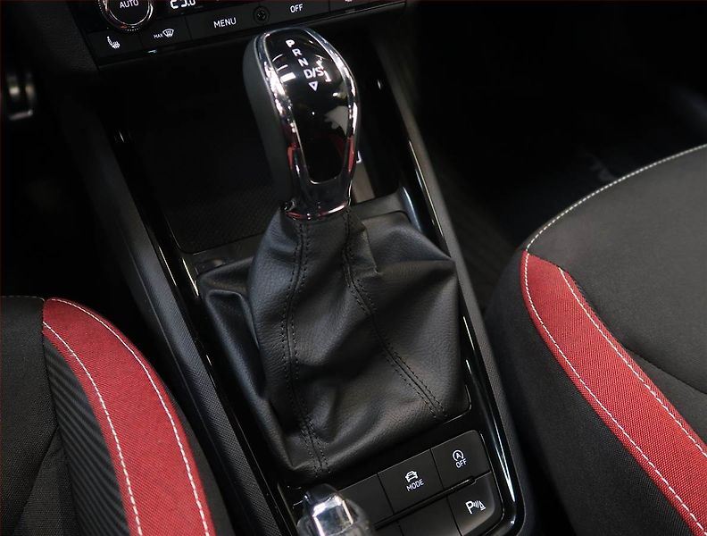 Škoda Scala (2023) Monte Carlo 1.5 TSI - fotka 13 z 25