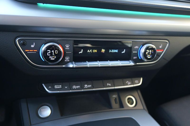 Audi Q5 40TDI quattro Matrix Cockpit - fotka 29 z 39