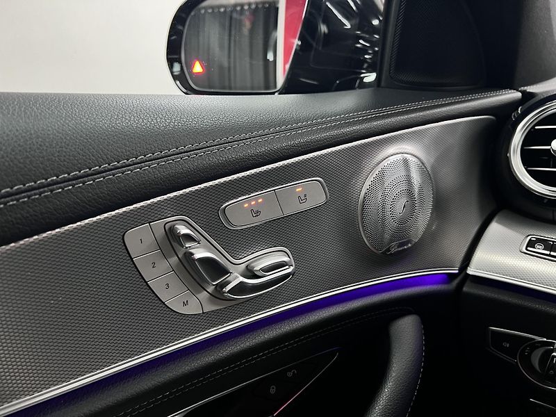 Mercedes-Benz Třídy E E 450, 270 kW, 4Matic, AMG - fotka 48 z 50