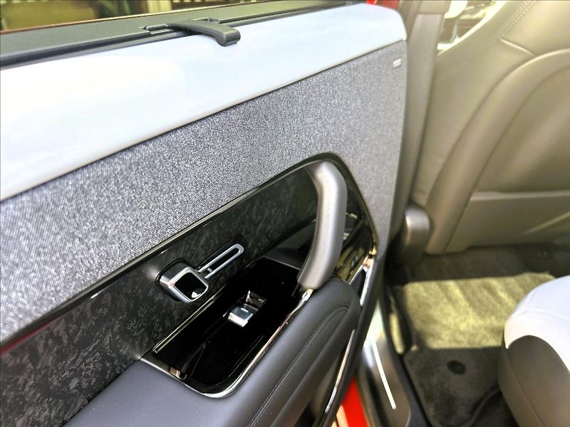 Land Rover Range Rover Sport 3,0 P460e DYNAMIC HSE PHEV - fotka 38 z 45