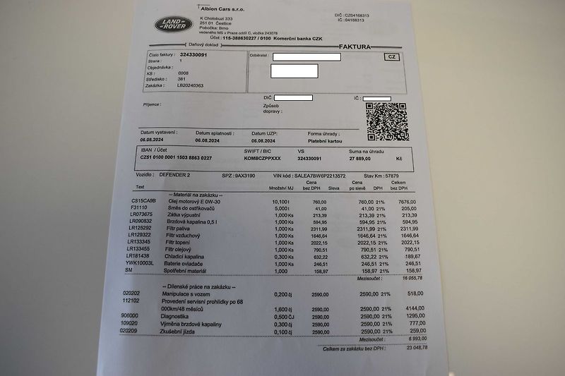 Land Rover Defender 110 D300 SE *ZÁRUKA*TAŽNÉ*ČR* - fotka 54 z 55