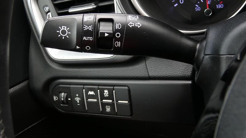 Kia Ceed SW 1.5 T-GDI SPIN - fotka 10 z 22