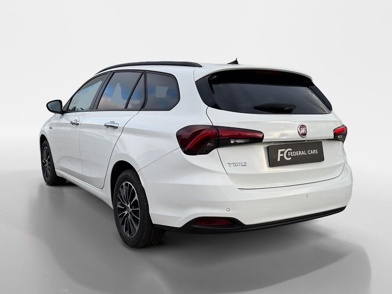 Fiat Tipo 1.6 MultiJet 130 k - fotka 3 z 27