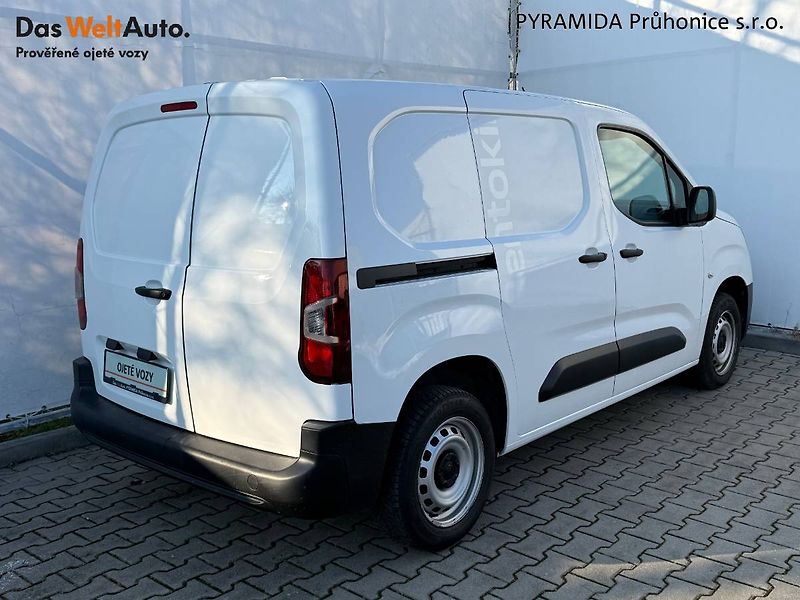 Opel Combo (2020) 1.5 CDTi 75 kW - fotka 2 z 22
