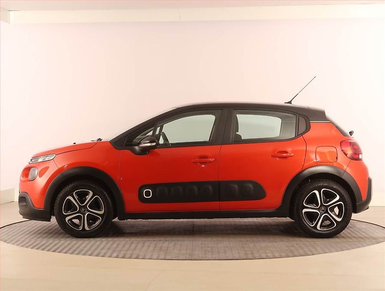 Citroën C3 (2017) Feel 1.2 PureTech, Tempomat - fotka 3 z 19