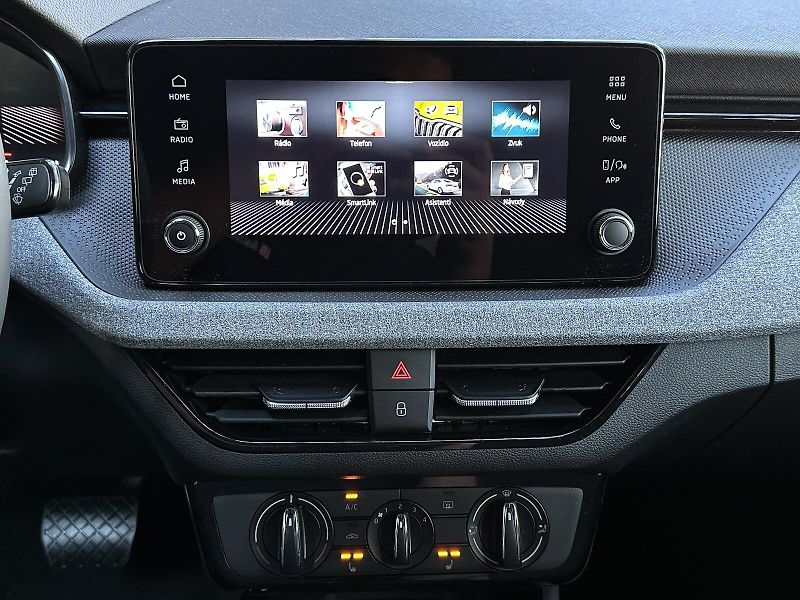 Škoda Scala 1.0TSi DSG 116PS KLIMA AC V.Co - fotka 20 z 37