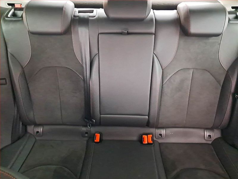Seat Leon (2016) 1.8 TSI, Kůže, Tempomat - fotka 10 z 20