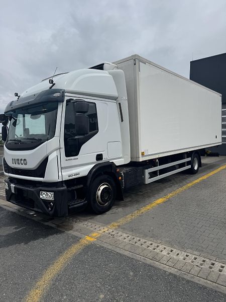 Iveco Eurocargo (2021) 120E28 AUTOMAT CARRIER  - fotka 1 z 15