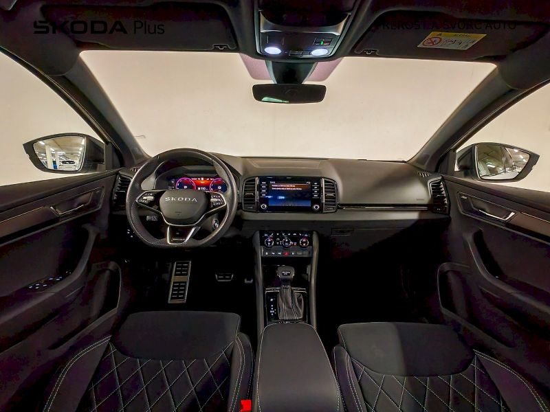 Škoda Karoq (2025) 1.5 TSI 110 kW DSG Sportline - fotka 5 z 32