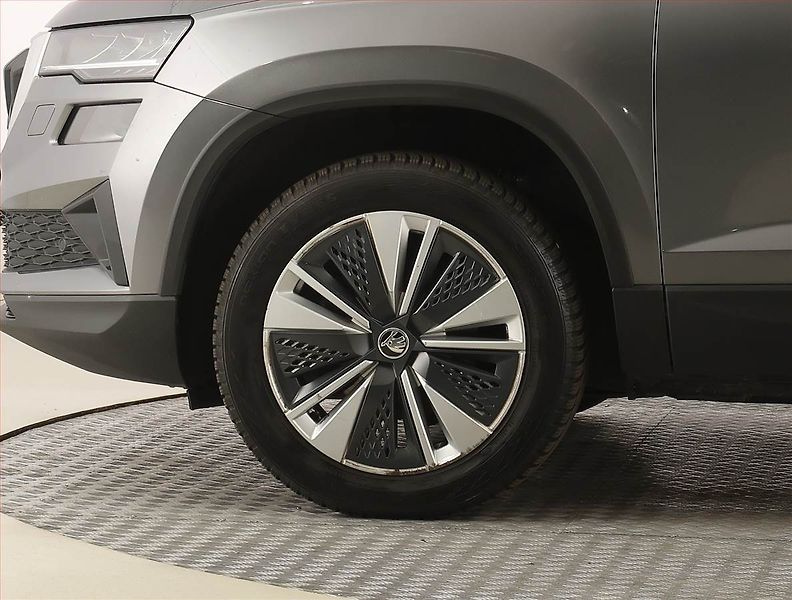 Škoda Karoq (2022) Ambition Plus 1.0 TSI - fotka 15 z 26