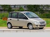 Faceliftovaná verze je tak nudná, že ve vás nevyvolá vůbec nic. A to je daleko horší. Modernizovaná verze sebrala Faitu Multipla jeho identitu, díky které jeho původní provedení zná úplně každý.