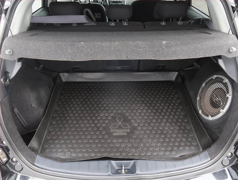 Mitsubishi ASX (2011) 1.8 DI-D MIVEC, 4X4 - fotka 13 z 18