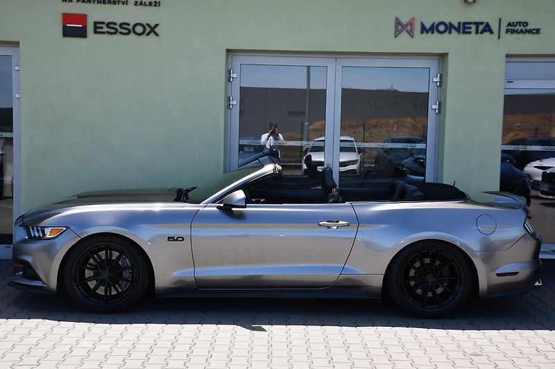Ford Mustang 5.0V8 REMUS ČR ZADÁNO - fotka 15 z 40