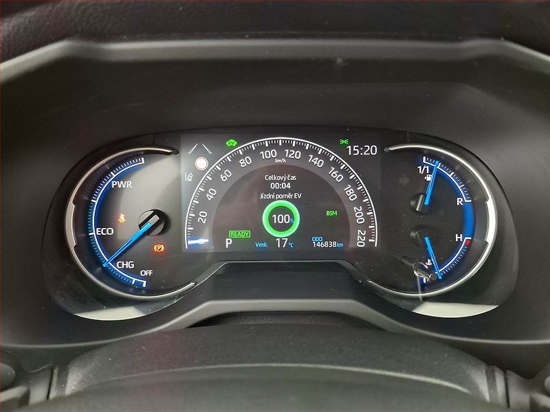 Toyota RAV4 (2023) Executive 2.5 Hybrid - fotka 11 z 15