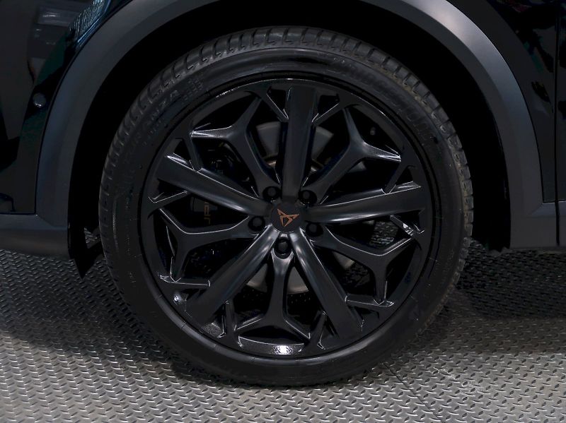 Cupra Formentor (2024) VZ 2.0TSI 180KW DSG - fotka 12 z 47