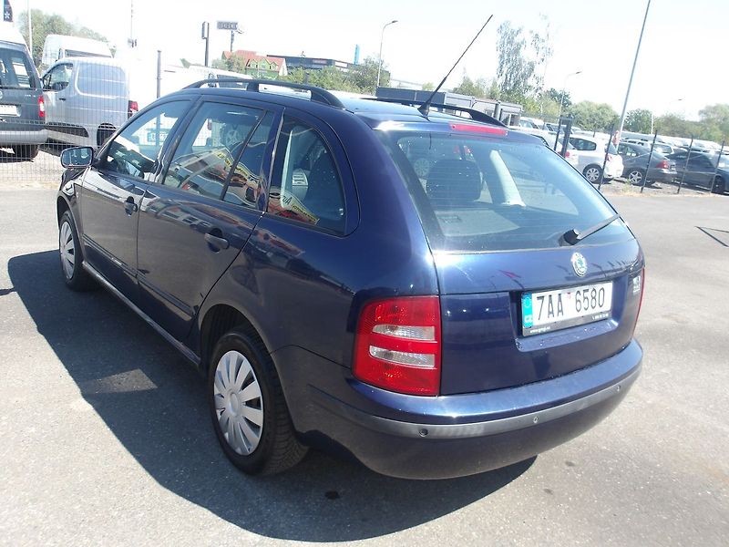 Škoda Fabia 1,4i AUTOMAT !!! KLIMA,PARKSEN - fotka 12 z 26