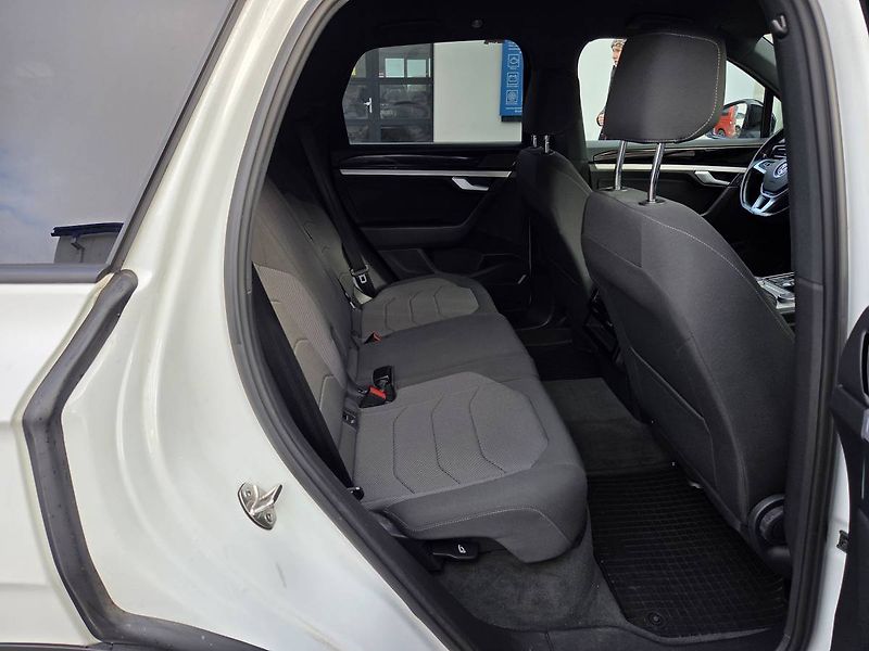 Volkswagen Touareg (2019) 3.0 TDI DSG Vzduch - fotka 32 z 36