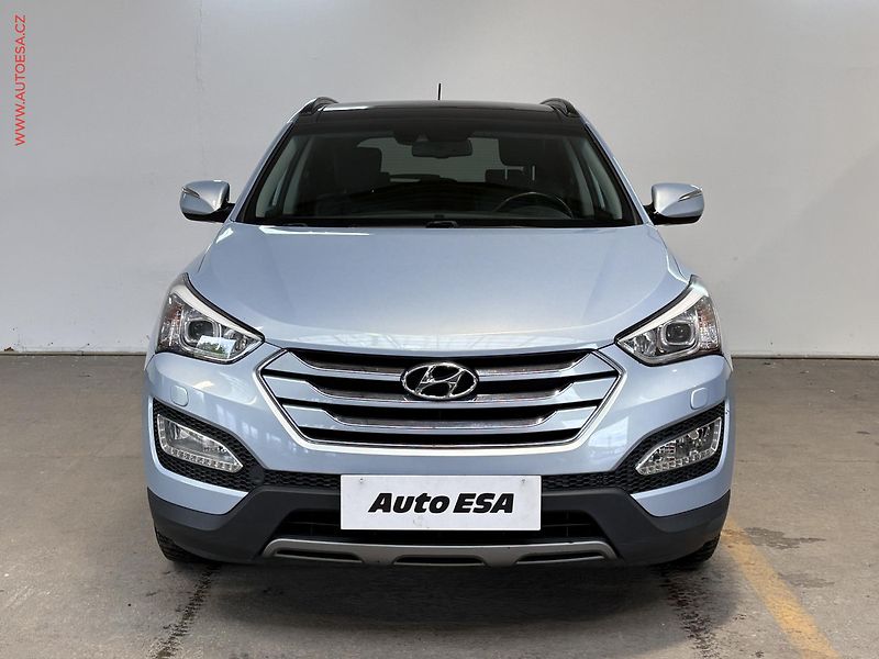 Hyundai Santa Fe (2014) 2.2 CRDi 4x4, Style, xenon - fotka 2 z 16