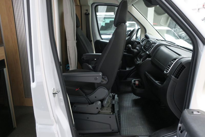 Fiat Ducato (2025) FULLVANS 2,2MTJ 140k L2H2 - fotka 24 z 50