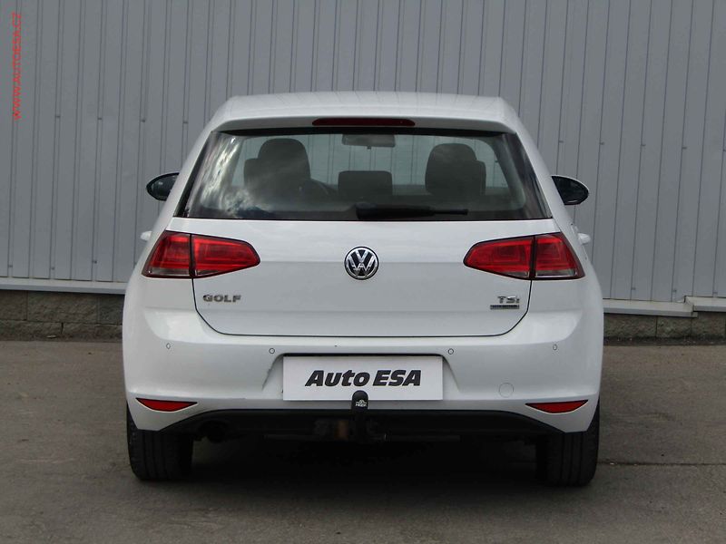 Volkswagen Golf (2013) 1.2 TSI, 2.maj,ČR, DSG - fotka 5 z 20