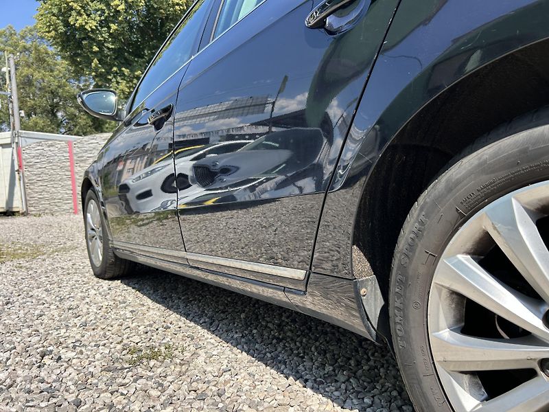 Volkswagen Passat (2014) 2.0 TDi 103 KW DSG - fotka 11 z 35