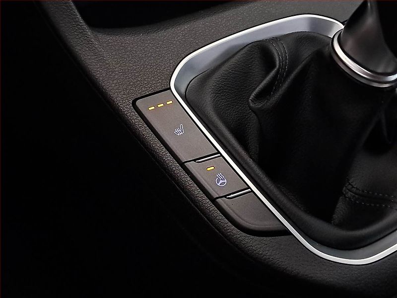 Hyundai i30 (2024) Comfort 1.0 T-GDI, ČR,1.maj - fotka 16 z 18
