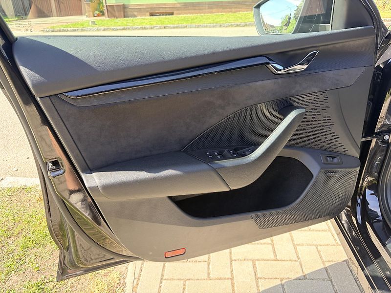 Škoda Octavia RS 180KW MATRIX CANTON HUD - fotka 12 z 54