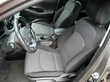 Hyundai i30 (2019) 1.6CRDi, 2.maj,ČR, AC, tempo - náhled 9