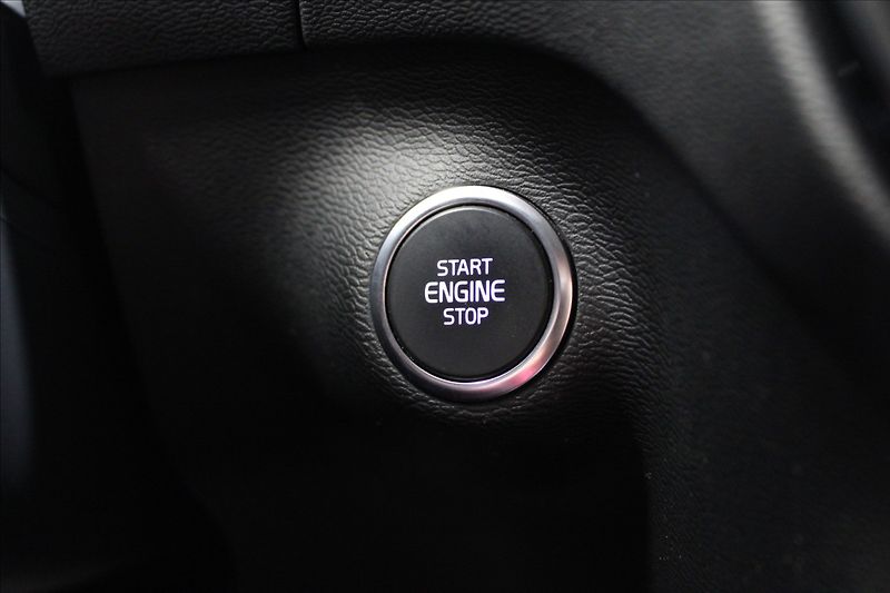 Volvo XC40 2,0 T5 182KW AWD zánovní - fotka 27 z 34