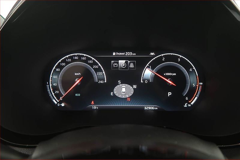 Kia XCeed (2022) 1.6 CRDi MHEV, AUTOMAT - fotka 11 z 20