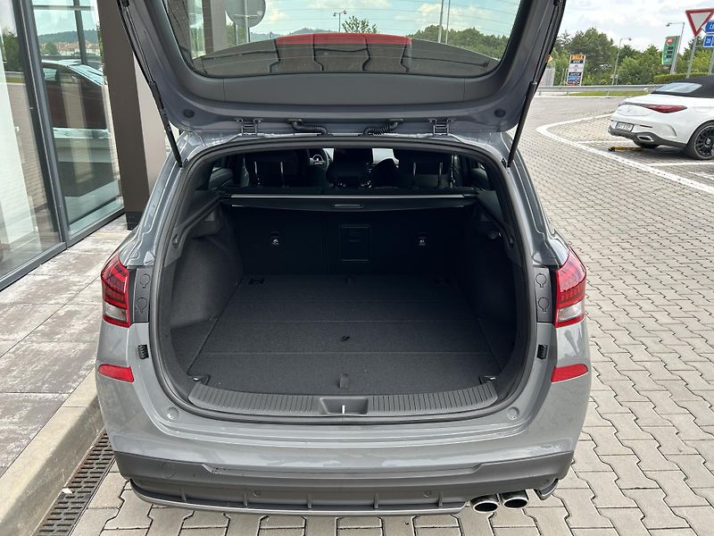 Hyundai i30 WG 26 1,6 T-GDI DCT N LINE - fotka 7 z 29
