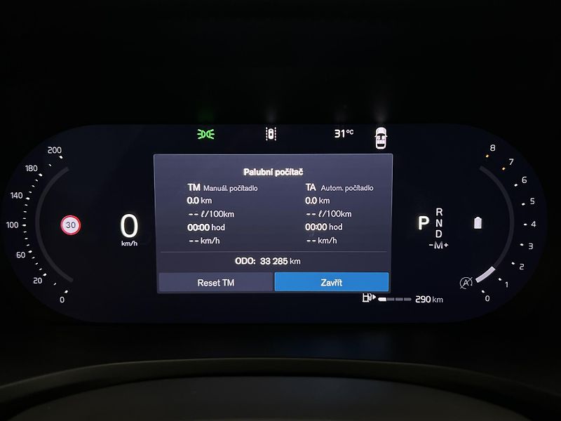 Volvo V60 B4 PLUS DARK AUT 1.maj. - fotka 25 z 47