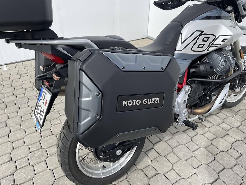 Moto Guzzi (2026) V85 TT E5+ - fotka 4 z 13