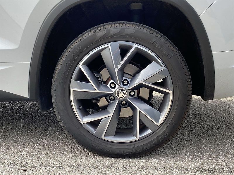 Škoda Kodiaq (2019) 2.0 TDI 4x4 DSG SportLine - fotka 34 z 38