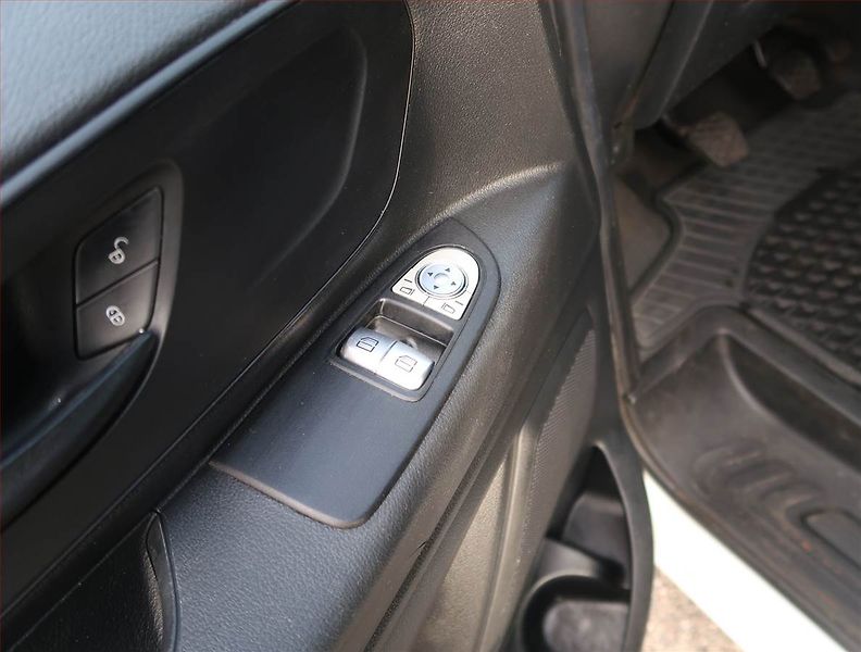 Mercedes-Benz Vito (2017) 111 CDI, Bus, 9Míst - fotka 15 z 15