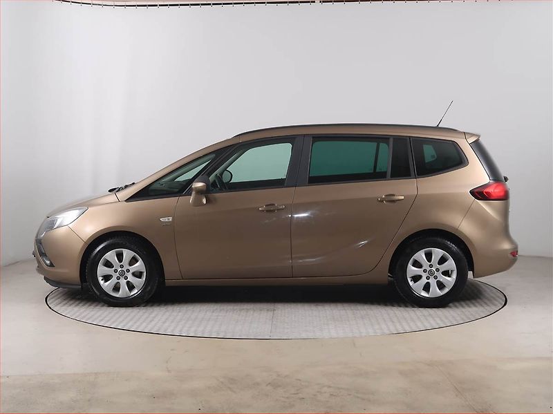 Opel Zafira (2013) 1.4 Turbo, 7 míst, Serv.kniha - fotka 3 z 16