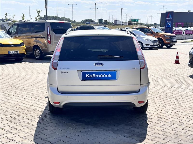 Ford Focus 1,8 TDCi 85kW Ruční ovládání - fotka 4 z 20